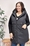 Chaleco negro largo moda curvy - Imagen 1